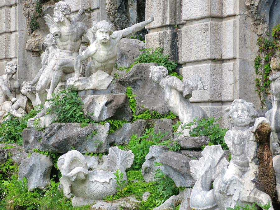 Reggia di Caserta Fontana di Eolo