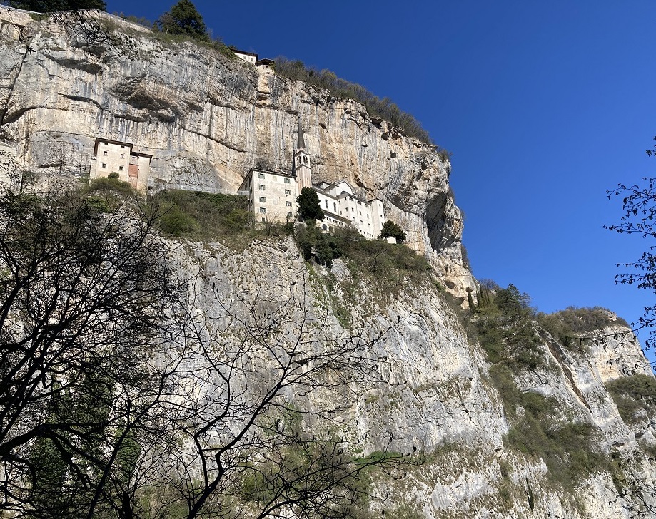 Santuario Madonna della Corona
